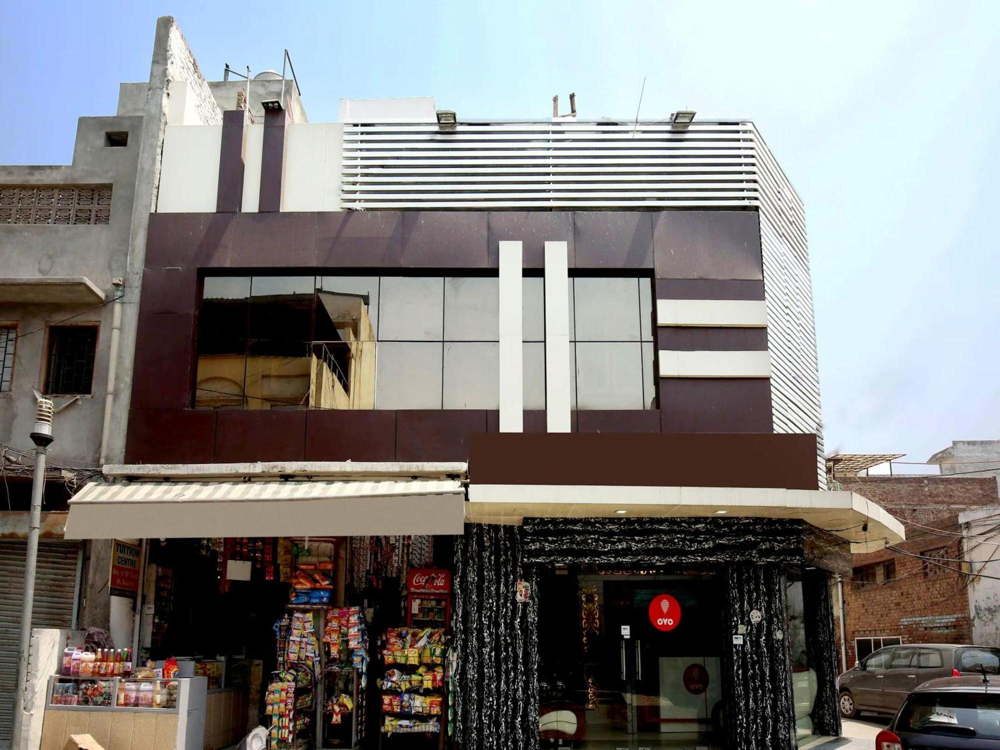 אמריצר Hotel O Rich Inn מראה חיצוני תמונה